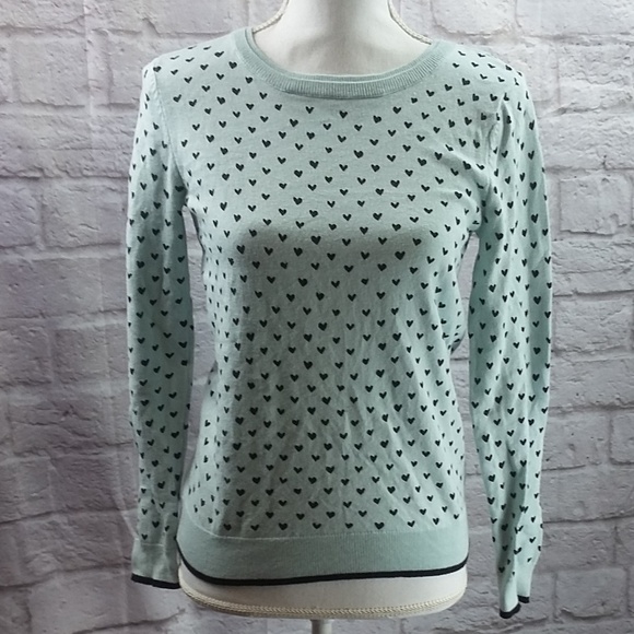 Elle Sweaters - Elle women's crew neck sweater heart print small